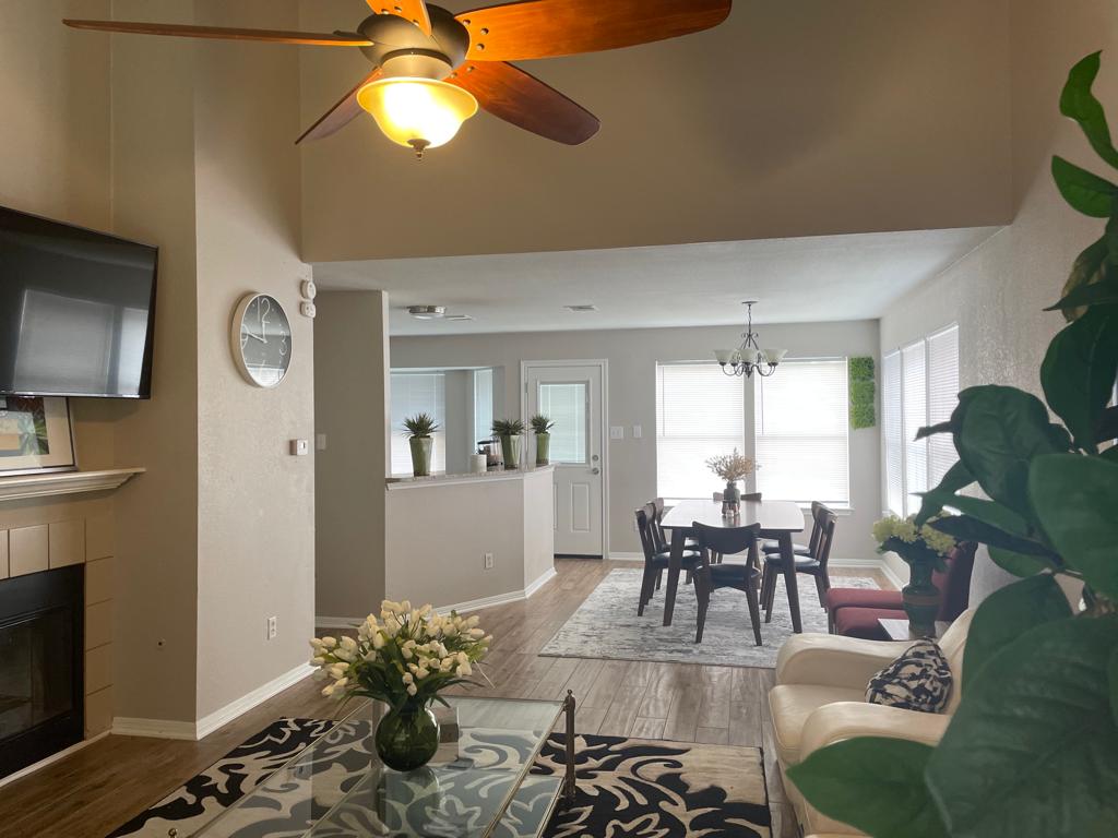 Opal House TX Photo 5